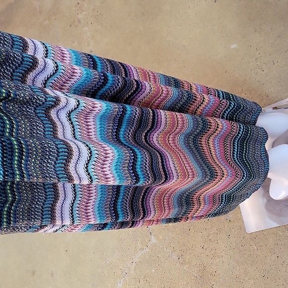 Sami & Jo Sleeveless Maxi Dress - Picture 5 of 12